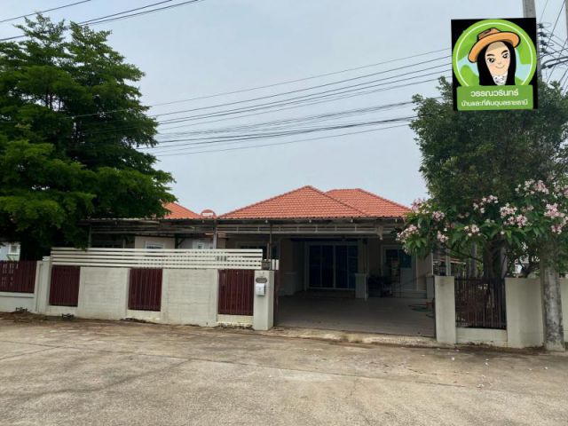 บ้านปิ่นดาว3 ทำเลหัวมุม ขามใหญ่ ราคา 2.4 ล้านบาท