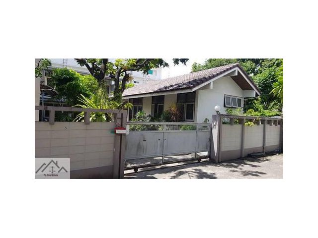 ขายที่ดินพร้อมบ้าน 170 ตรว ถนนจันทน์เก่า