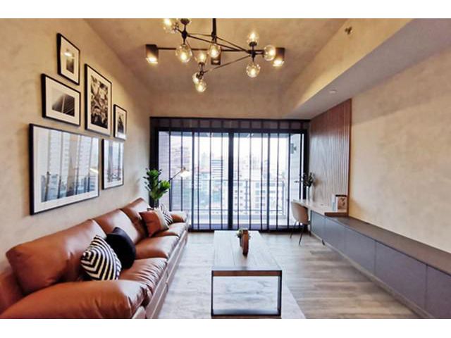 The Lofts Asoke by Raimon Land ชั้น 12