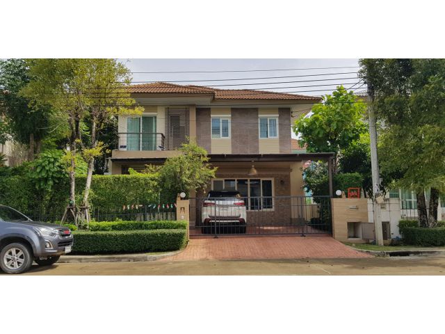 ขายด่วนบ้านเดี่ยว หมู่บ้านสราญสิริ ประชาอุทิศ – สุขสวัสดิ์ พื้นที่ 54.7 ตรว อยู่ถนนหลัก
