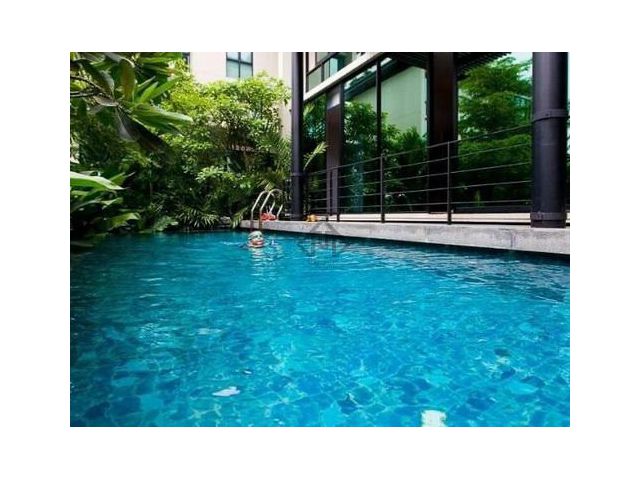 ให้เช่า บ้าน เอกมัย 5 ห้องนอน มีสวนและสระว่ายน้ำ