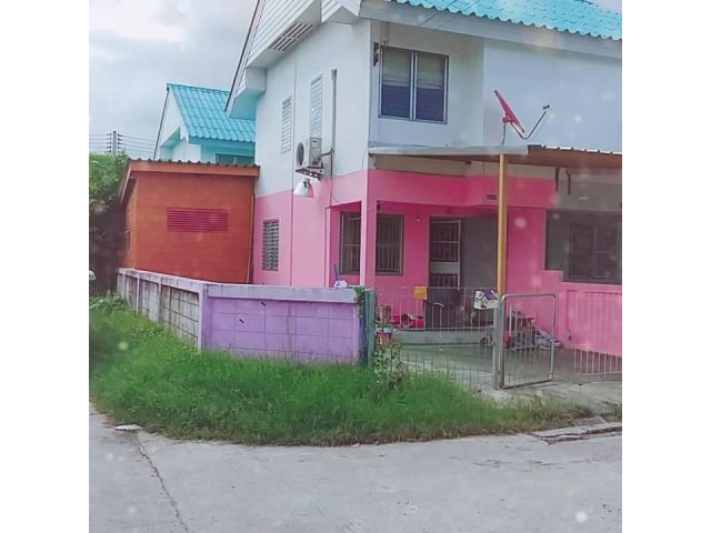 ให้เช่าบ้านแฝดศรีราชา