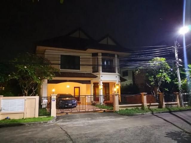 ขายบ้าน หมู่บ้านวิภาวรรณ 80 ตร.วา 3 นอน 3 น้ำ
