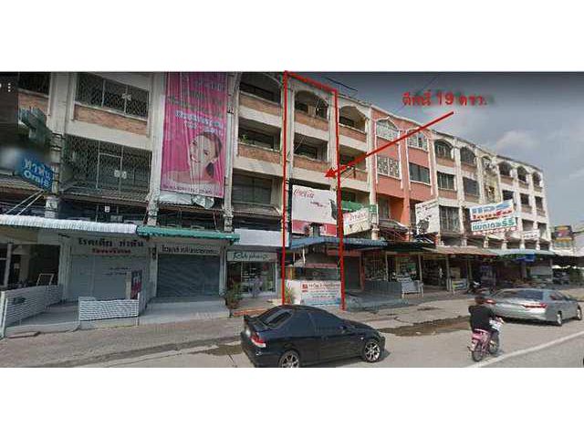 อาคารพาณิชย์ 4 ชั้นครึ่ง 19 ตรว. ม.ประชานิเวศน์4