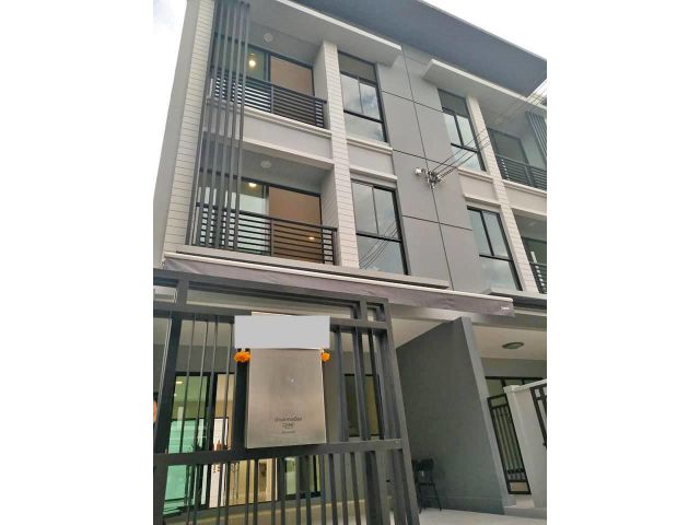 ให้เช่าทาวน์โฮมบ้านกลางเมืองรัตนาธิเบศร์