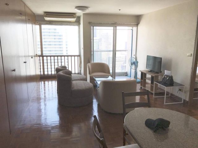 HOT PRICE ให้เช่าคอนโด Silom Suite ชั้น 27 ใกล้  BTS ช่องนนทรี Fully Furnished