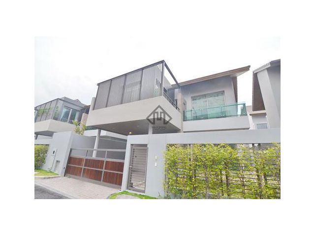 ขาย บ้าน เอกมัย-รามอินทรา 3 ห้องนอน ใกล้ CDC
