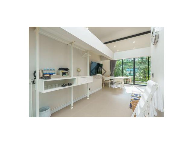 บ้าน 4 ชั้น สุขุมวิท 4 ห้องนอน ใกล้เอ็มควอเทียร์