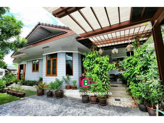 บ้านเดี่ยว 1 ชั้น 2 หลัง ซ.เพิ่มสิน 35 เนื้อที่ 110 ตรว. มี 3 ห้องนอน 3 ห้องน้ำ ถ.เพิ่มสิน เขตสายไหม