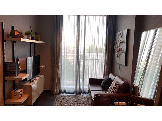ให้เช่าคอนโด Edge Sukhumvit 23
