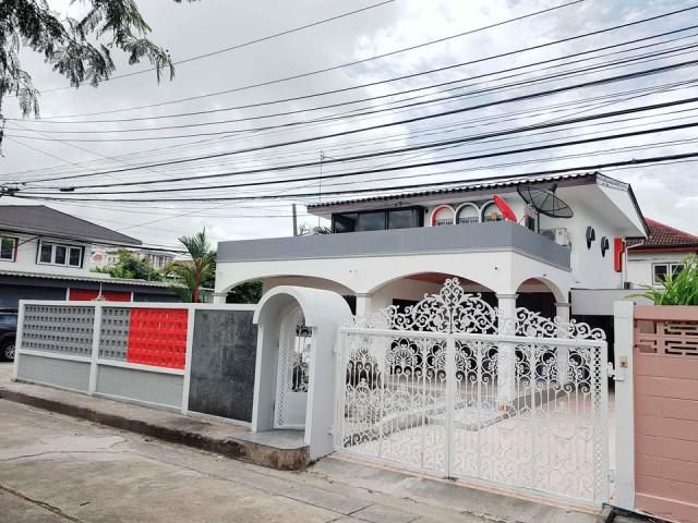 รหัสทรัพย์  2002 บ้านเดี่ยว  ม.เสนานิเวศน์1    ใกล้รร. สตรีวิทย์2