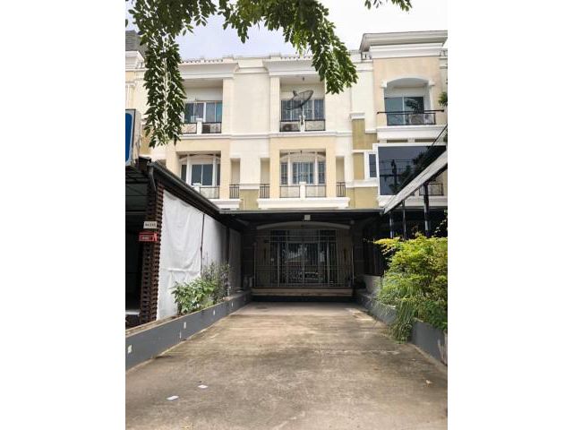 รหัสทรัพย์  2094 ทาวน์เฮ้าส์ ริมถนนเลียบคลองภาษีเจริญฝั่งเหนือ  ใกล้ BIG C เพชรเกษม