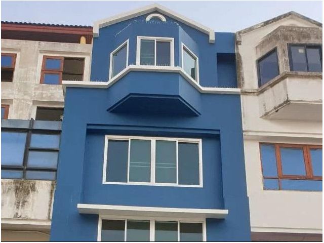 TSP-FR322 ขายและเช่าอาคารพานิขย์ 4.5 ชั้นรีโนเวทใหม่ทั้งตึก ลาดพร้าว101  ใกล้สถานีรถไฟฟ้า 650 เมตร ใกล้เสร็จ
