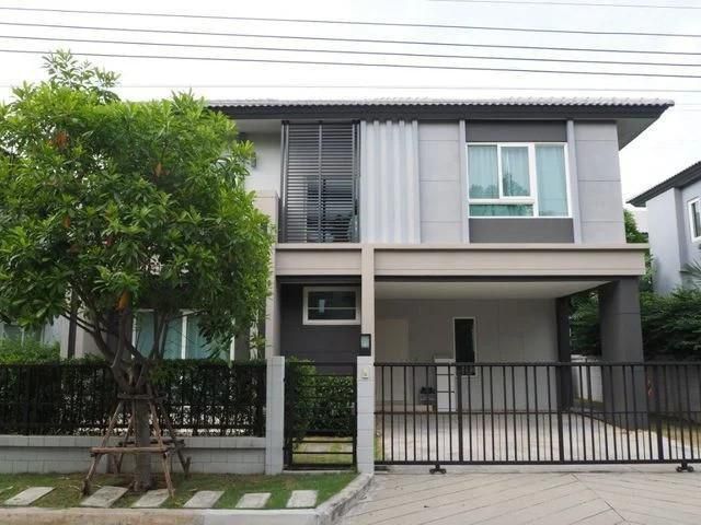 บ้านเดี่ยว 2 ชั้น Centro เซ็นโทร ศรีนครินทร์-บางนา