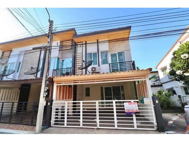 DD00103 ขายทาวน์เฮ้าส์ หมู่บ้านกัสโต้ ปิ่นเกล้า
