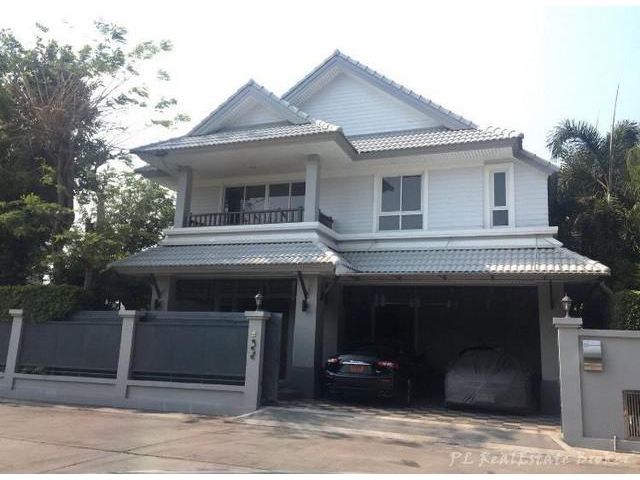 ขายบ้าน 127 ตรว. ลาดพร้าว71 พร้อมสระว่ายน้ำส่วนตัว