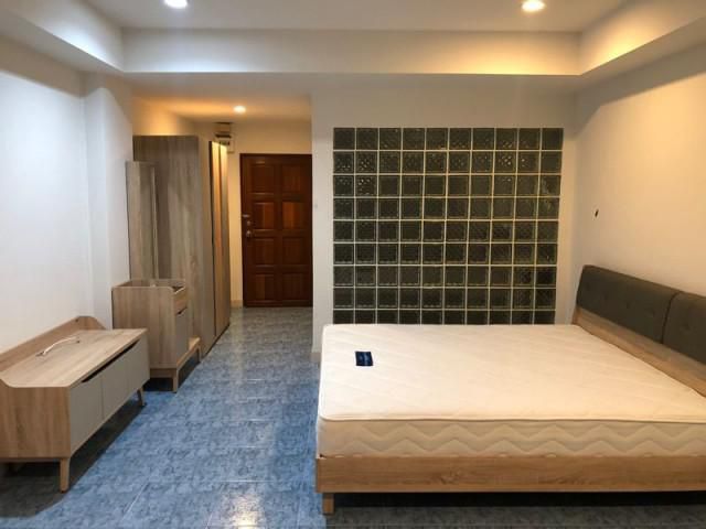 รหัสทรัพย์  2253 Sriwara Garden Condominium ใกล้  รร.บดินทร์