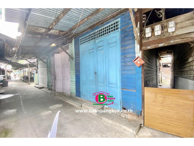 ที่ดินพร้อมห้องเช่าเก่า ติดกับสถาบันวิจัยจุฬาภรณ์ เนื้อที่ 116 ตรว. ถนนวิภาวดีรังสิต เขตบางเขน