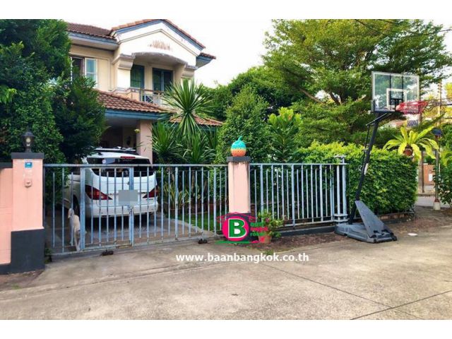 บ้านเดี่ยว หลังมุม โครงการ ปาริชาต 345 เนื้อที่ 73 ตรว. มี 3 ห้องนอน 2 ห้องน้ำ อ.เมือง จ.ปทุมธานี