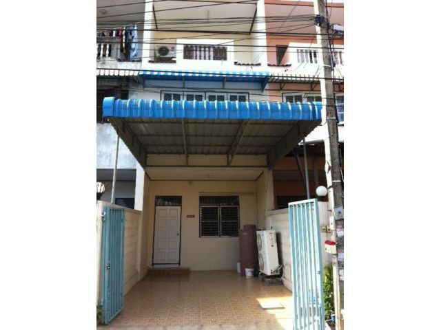 ทาวน์เฮ้าส์3ชั้น4ห้องนอน ซ.สวนผัก29 (ใกล้รถไฟฟ้าสายสีแดง)