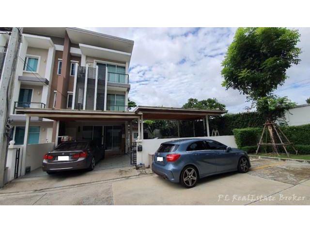 ขายทาวน์โฮม ทาวน์ อเวนิว ซิกซ์ตี้ วิภาวดี 60