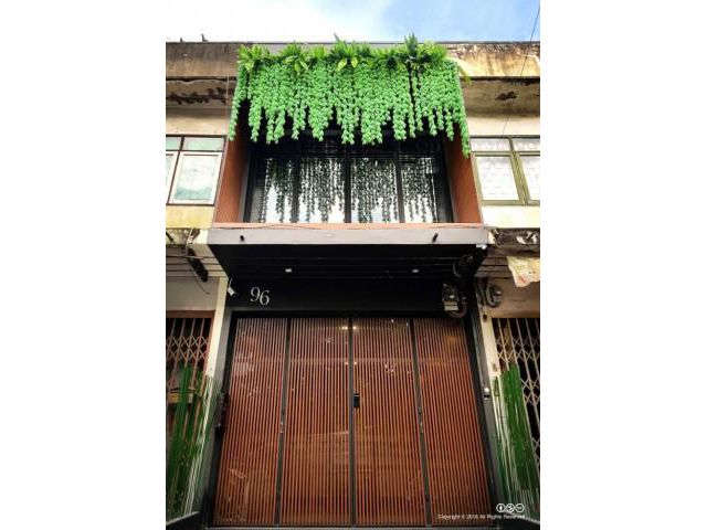 รหัสทรัพย์  2386 บ้าน ซอยเจริญนคร 60   ใกล้ ห้าง Avani Riverside Plaza