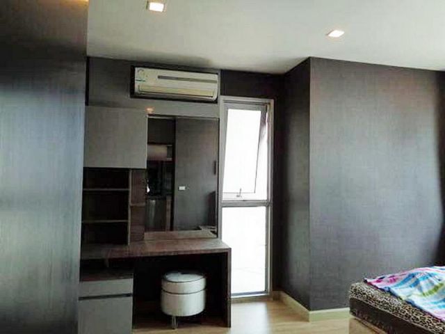 คอนโด ให้เช่าคอนโด Sky Walk Condominium / สกาย วอล์ค คอนโดมิเนียม วิวเมือง 60ตรม. 18350