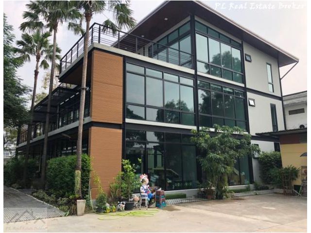 ให้เช่าอาคาร 3 ชั้น 1500 ตรม ลาซาล 41จอดรถ 20 คัน