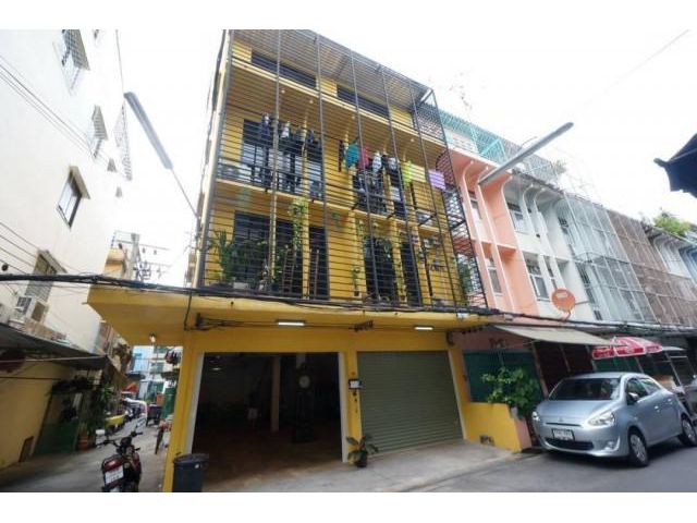 ขายด่วน ถูกสุดๆ ตึกแถว 4 ชั้น 22 ตรว. สาธุประดิษฐ์ 20 ตกแต่งใหม่สไตล์ loft ใกล้ รร.สารสาสน์เอกตรา
