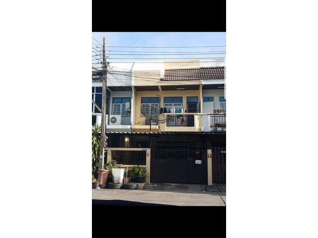 2 ห้องนอน  2 ห้องน้ำลาซาล  3