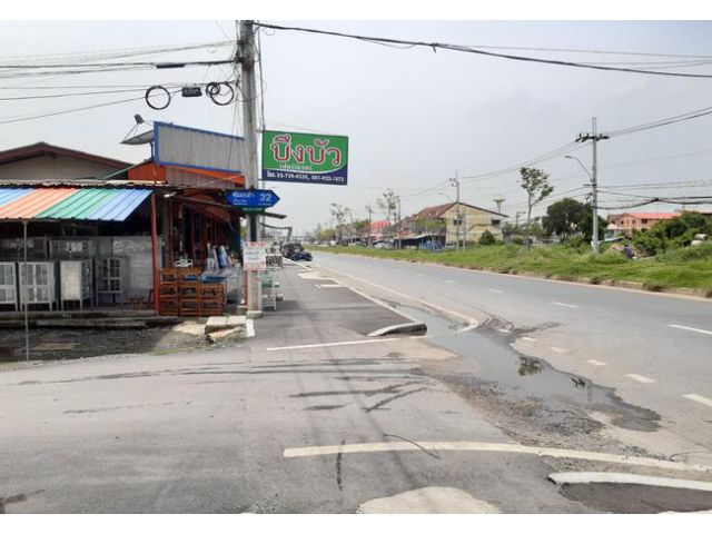 ขาย ที่ดิน ซอยคุ้มเกล้า 32 ถนนเจ้าคุณทหาร เขตลาดกระบัง กรุงเทพมหานคร