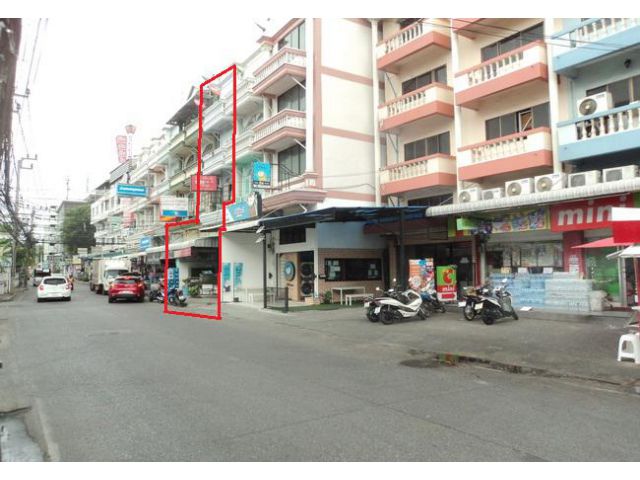 ขาย อาคารพาณิชย์ ซอยลาดพร้าว 80 แยก 22 ถนนลาดพร้าว เขตวังทองหลาง กรุงเทพมหานคร