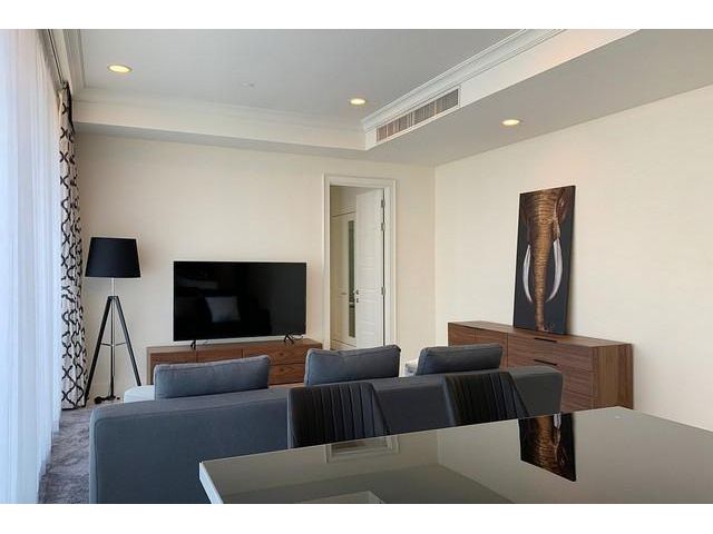 ให้เช่าคอนโด Royce Private Residences