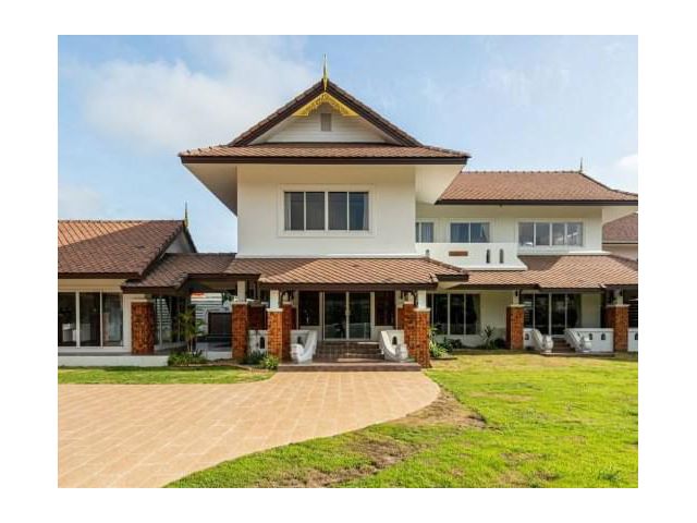 บ้านหรู อ.สันทราย เชียงใหม่