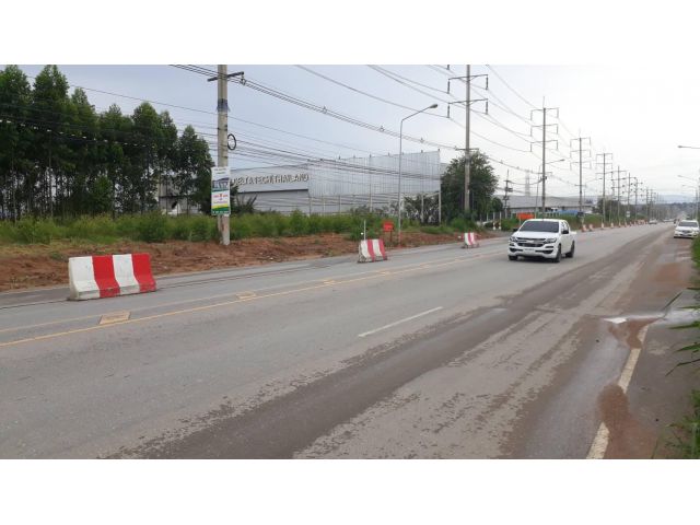 ที่ดิน 72 ไร่ ใกล้อีสเทอร์นซีบอร์ด ถนนหลักไปแยกวังตาผิน ผังสีม่วงจุด
