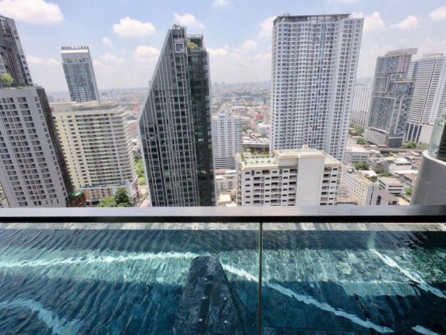 ขายขาดทุนคอนโด  IDEO Q Siam-Ratchathewi ชั้น 12