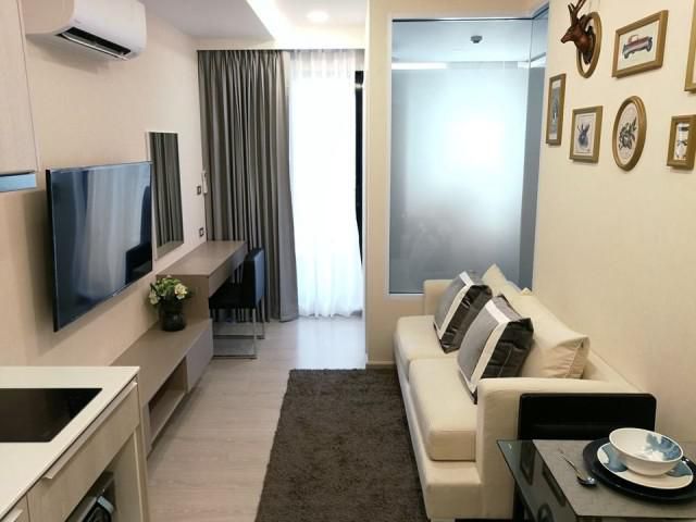 รหัสทรัพย์  2539 Vtara Sukhumvit 36    เฟอร์นิเจอร์ครบ
