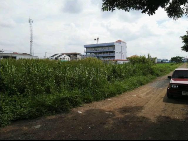 ขายที่ดินปทุมธานีติดถนน ซอยเทพกุญชร 4