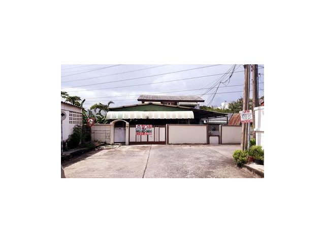 ขายที่ดินแถมบ้าน 153ว้า ซ.พัฒนาการ52 ทำเลดีเหมาะสร้างบ้านพักอาศัยหรือทำธุรกิจ