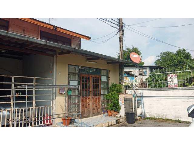 ทาวน์เฮ้า 2 ชั้น 18 ตรว. ม.ธนะสิน นวมินทร์ 68