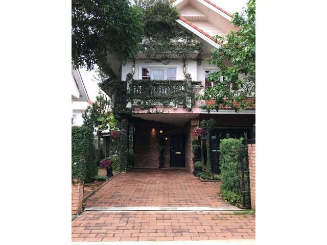 ขายบ้านเดี่ยว หมู่บ้านพาร์คเวย์ชาเลต์ รามคำแหง