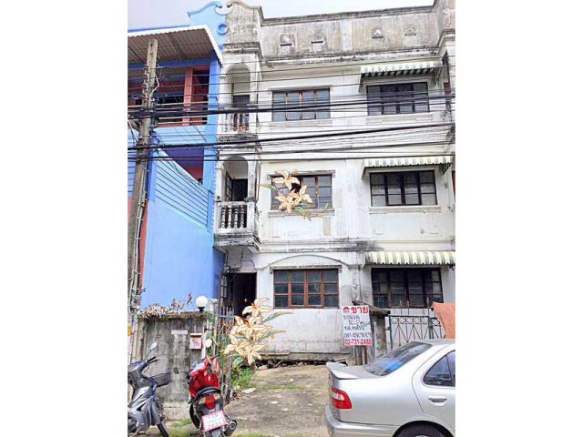 ขายทาวน์โฮม 3 ชั้น 16.2 ตร.วา หมู่บ้านสุภาวัลย์