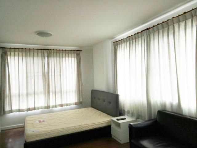 รหัสทรัพย์  2753 dcondo Sathu Pradit 49   ใกล้ เซ็นทรัลพระราม 3