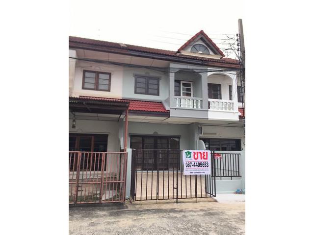 ขายทาวน์เฮ้าส์ 2 ชั้น ม.ซื่อตรง ถนนรัตนาธิเบศร์