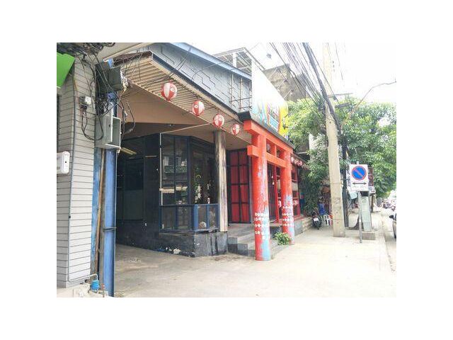 ให้เช่าโกดังพร้อมออฟฟิศ 1 ไร่  ติดสุขุมวิท 71