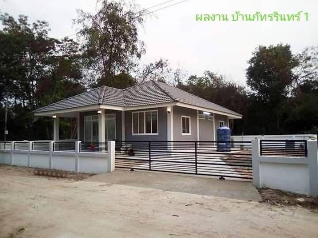 บ้านภัทรินทร์ 3 เนื้อที่เยอะ 103.9 ตร.ว. พิกัดบ้านเกษตร/ใกล้ตลาดเจริญศรี
