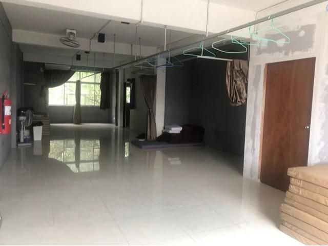 ให้เช่าอาคารพาณิชย์ 7ชั้น 2คูหา ถนนอรุณอัมรินทร์