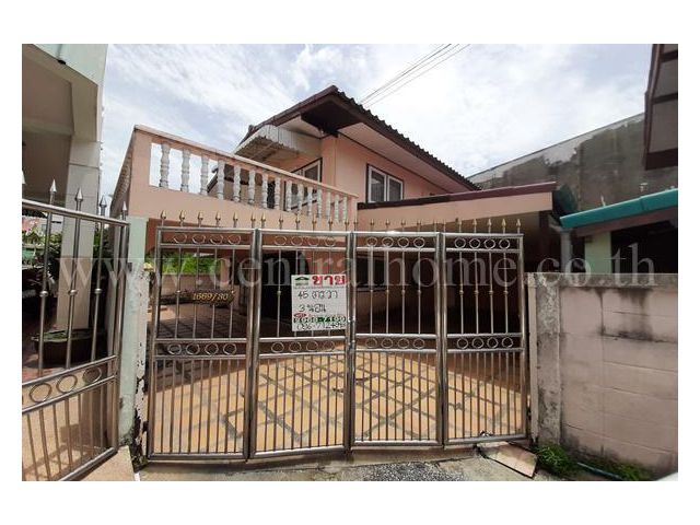 บ้านแฝด หมู่บ้าน ปิ่นเจริญ สรณคมน์ 21