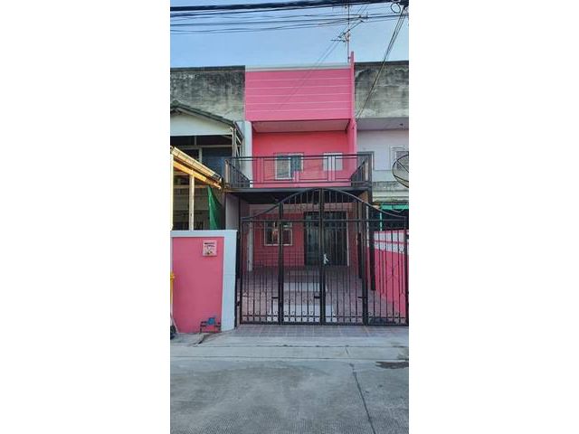 ขายทาวน์เฮ้าส์ 2 ชั้น หมู่บ้านธารทอง2 ขนาด17ตร.วา