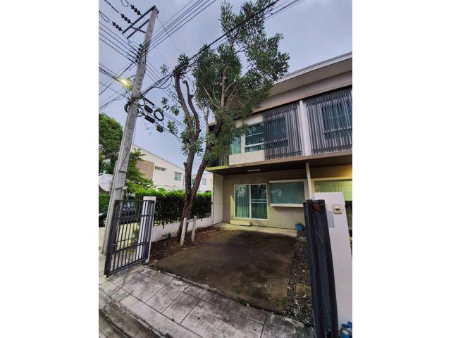 PS180TH180 ขายด่วน ราคาทุน ทาวน์โฮมอินดี้ ศรีนครินทร์ ศรีด่าน22